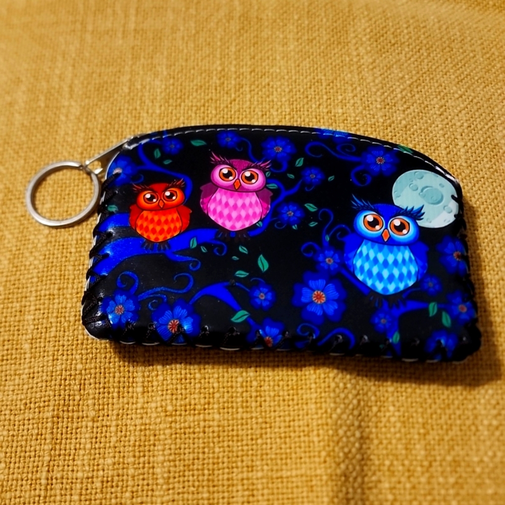 NWOT Keychain wallet